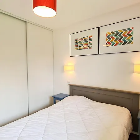 2 Pieces Confortable, Balcon, Centre Station, Parking Couvert, Foret - Fr-1-425-161 * フレーヌ